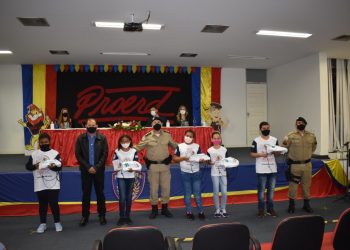 Vice-presidente da Câmara participa de solenidade de formatura do Proerd