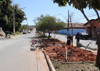 Prefeitura realiza obras para construção de galerias pluviais no Recanto dos Fernandes