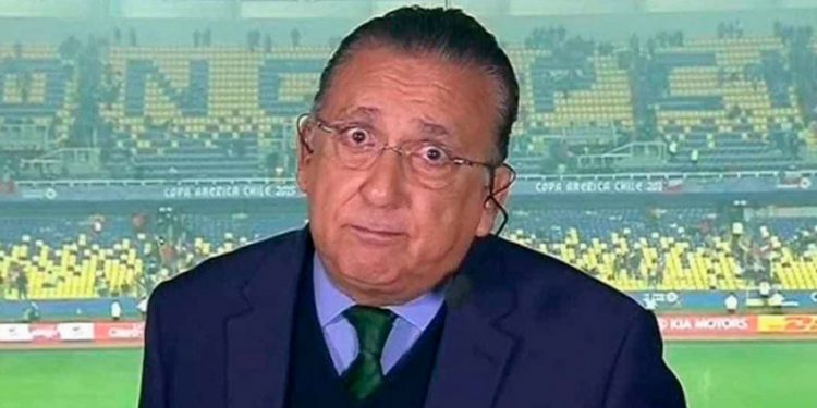 Galvão Bueno reclama com equipe em áudio vazado ao vivo