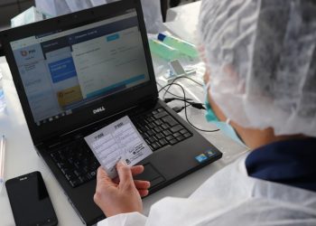 Vacinação contra a Covid-19: Pouso Alegre vacinou 1.600 pessoas no sábado com checagem em tempo real para garantir 2ª dose