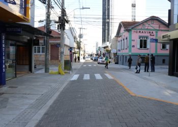 Etapa da obra na Rua Adolfo Olinto é finalizada e parte do trânsito, liberado