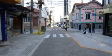 Etapa da obra na Rua Adolfo Olinto é finalizada e parte do trânsito, liberado