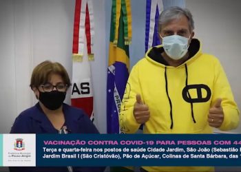Pouso Alegre inicia vacinação contra a covid-19 de pessoas com 44 anos