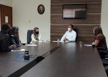 Semana de proteção animal é tema de reunião na Comissão de Ordem Social