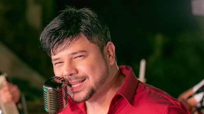 Corpo de cantor sertanejo é encontrado dentro de carro em BH