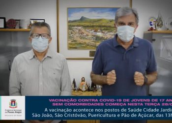 Vacinação de jovens de 17 anos e sem comorbidades contra covid-19 começa nesta terça