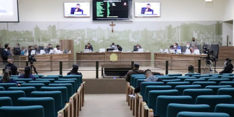 Câmara vai sediar Seminário “A Saúde no Sul de Minas” e irá entregar medalha da Insígnia Tiradentes ao HCSL