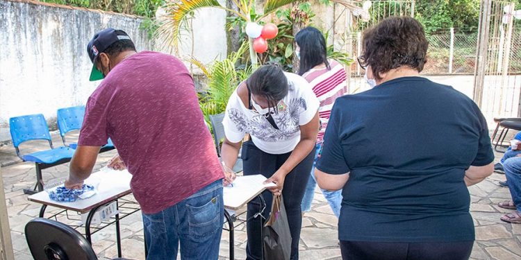 Acessuas Trabalho realiza ação para inserir várias pessoas no mercado de trabalho