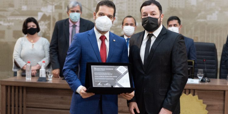 Câmara Municipal de Pouso Alegre realiza Sessão Especial de entrega do Título de Cidadão Pouso-alegrense 2021