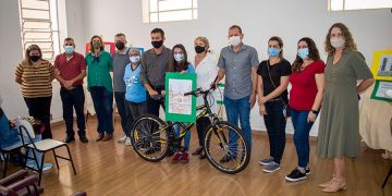 Estudantes vencedores do concurso “Viva Pouso Alegre” são premiados