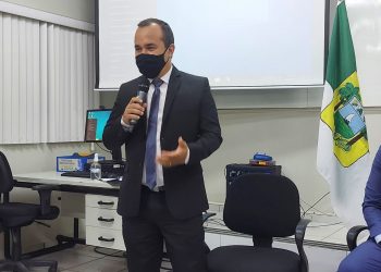 Palestra em Natal, atraiu vereadores, professores e servidores públicos na implantação da educação cidadã