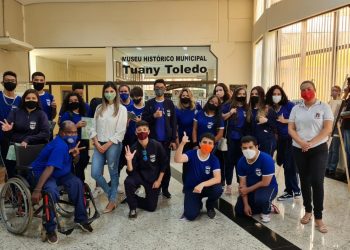 Museu Tuany Toledo recebe visita de alunos da Escola Reis Magos