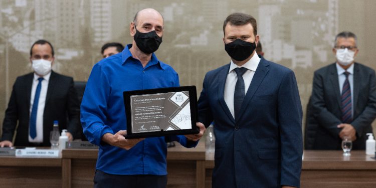 Câmara Municipal de Pouso Alegre realiza Sessão Especial de entrega do Título de Cidadão Pouso-alegrense 2021