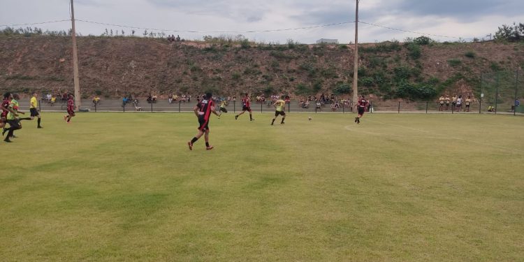 Novo campo de futebol do bairro São João é inaugurado