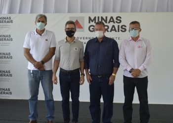 Prefeito Rafael Simões recebe o governador Romeu Zema em Pouso Alegre