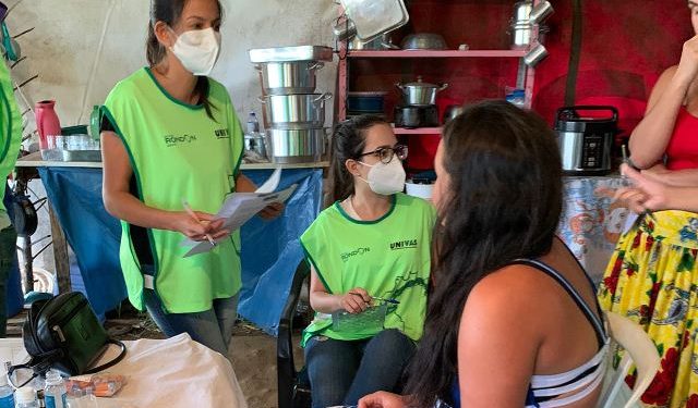 Univás promove ação de saúde em comunidade cigana em Pouso Alegre