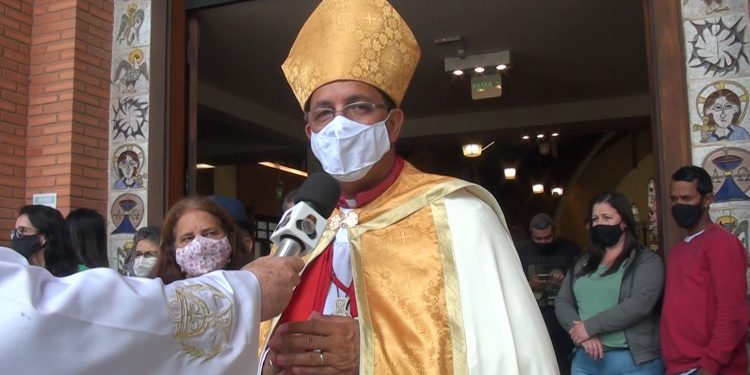 Vereador é sagrado bispo na Diocese Anglicana no Brasil