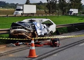 Morte na Br 381 após carro invadir contramão e veículos baterem de frente em Careaçu