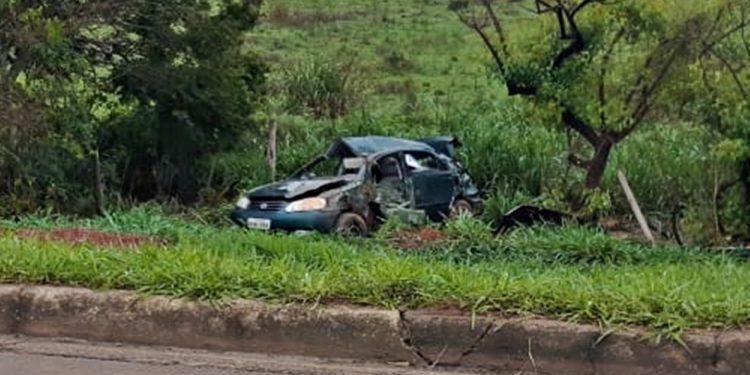 Morte na Br 381 após carro invadir contramão e veículos baterem de frente em Careaçu