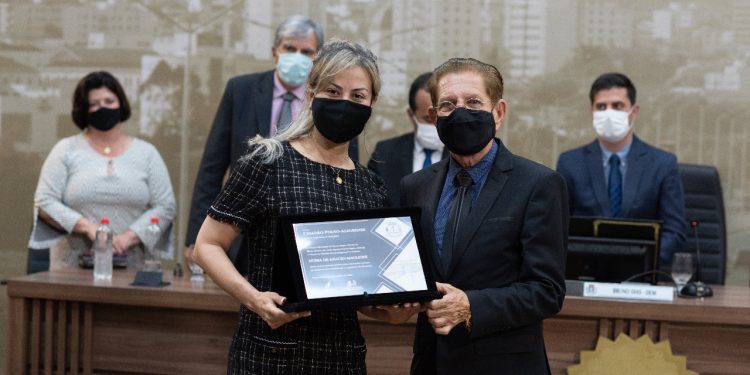 Câmara Municipal de Pouso Alegre realiza Sessão Especial de entrega do Título de Cidadão Pouso-alegrense 2021