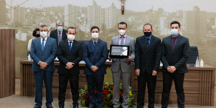 Câmara Municipal de Pouso Alegre realiza Sessão Especial de entrega do Título de Cidadão Pouso-alegrense 2021