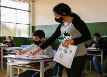 Retorno às aulas presenciais é obrigatório para Rede Estadual de Ensino