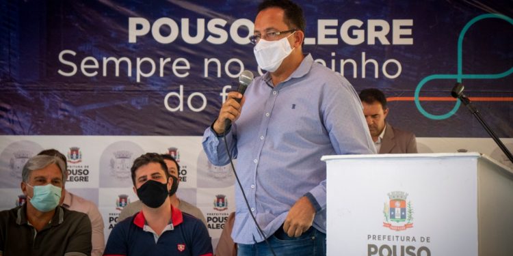 Em evento no Bairro Cidade Jardim, prefeitura anuncia a construção de mais uma escola