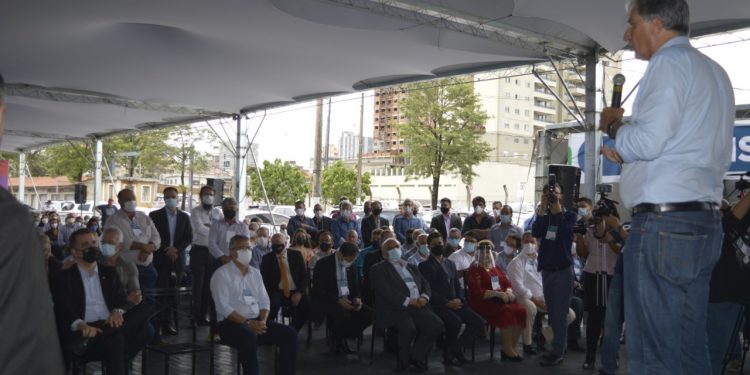 Pouso Alegre tem cerimônia de lançamento da Pedra Fundamental do Hospital Oncológico