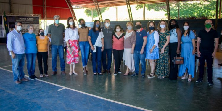 Em evento no Bairro Cidade Jardim, prefeitura anuncia a construção de mais uma escola