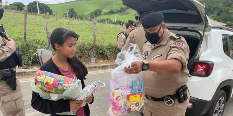 Pedido inusitado de Natal – Guaraná e Chinelo para Comandante da PM em Pouso Alegre