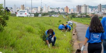 Prefeitura, General Mills e Instituto Melhores Dias plantam árvores ao lado da Avenida Dique 2