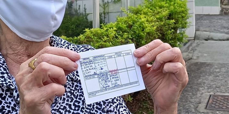 Dose de reforço contra a Covid reforça imunidade e pode evitar novas ondas