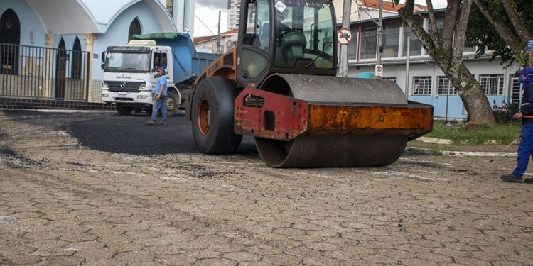 Ruas nos bairros São João e Santa Elisa passam por obras