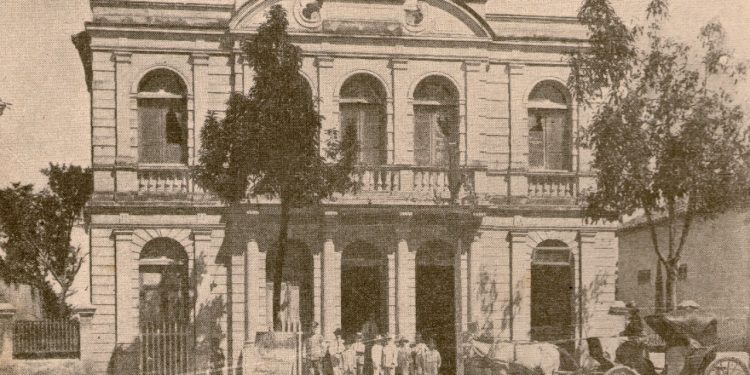Museu retrata história do Teatro Municipal, que reabre nesta sexta-feira 10