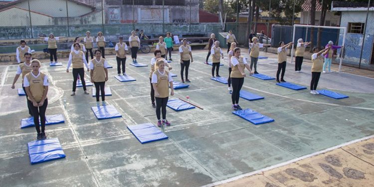 Prefeitura oferece aulas gratuitas de futebol e ginástica no Bairro São Cristóvão