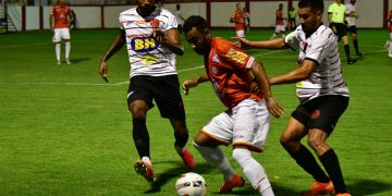 PAFC mais uma estreia com empate no Mineiro