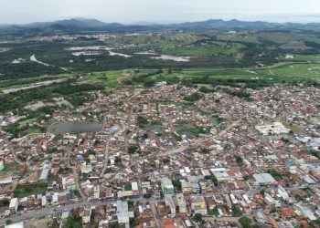 Mais famílias retornam para casa após união de esforços