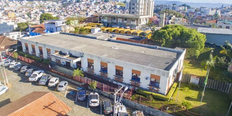 Prefeitura alerta sobre golpe das camisetas