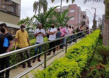 141 pessoas participam de processo seletivo nesta segunda-feira (14), no CAC