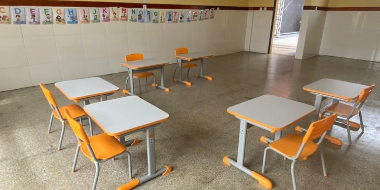 Prefeitura entrega obras da Creche do Jardim Redentor finalizadas