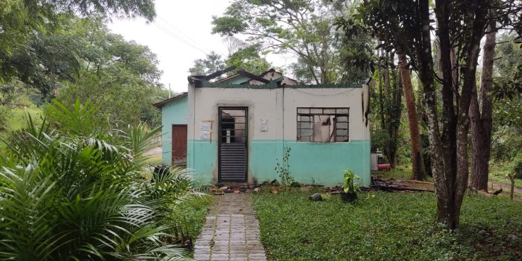 Escritório do Horto Florestal de Pouso Alegre é furtado e incendiado