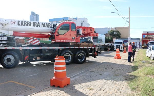 Pilares estruturais do novo Hospital Oncológico são instalados