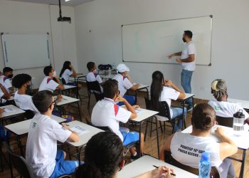 Alunos do Profesp e do Conviver iniciam aulas de Inglês