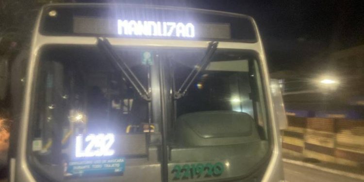 Confira as linhas especiais de ônibus para o jogo do Pousão nesta quinta (10)