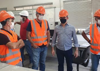 Prefeito e Vice-Prefeito visitam empresa responsável pelas estruturas pré-fabricadas do Hospital Oncológico