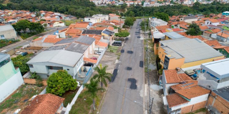 Bairro Morumbi recebe obras de pavimentação