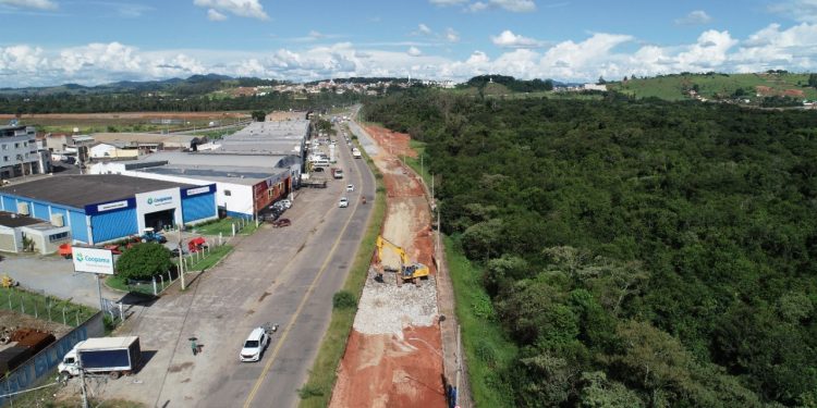 Prefeitura reúne com empresários para apresentar próxima etapa da reforma da Avenida Perimetral
