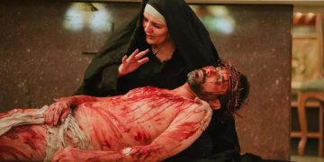 Paixão de Cristo encenação e espetáculo para todos em Passos/MG