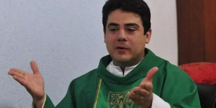 Processo de Padre Robson de Oliveira é arquivado definitivamente pelo STJ