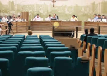 Reajustado salários de servidores municipais, prefeito e vereadores